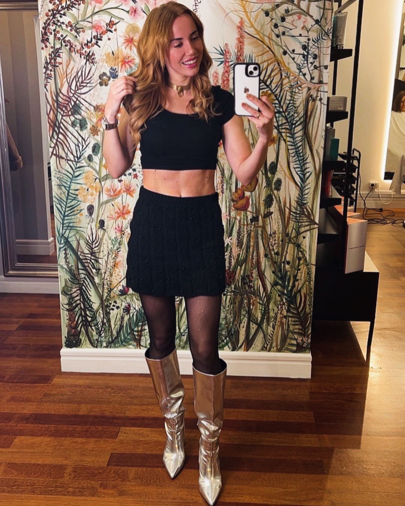 Marianna Schreiberr smiles fuck