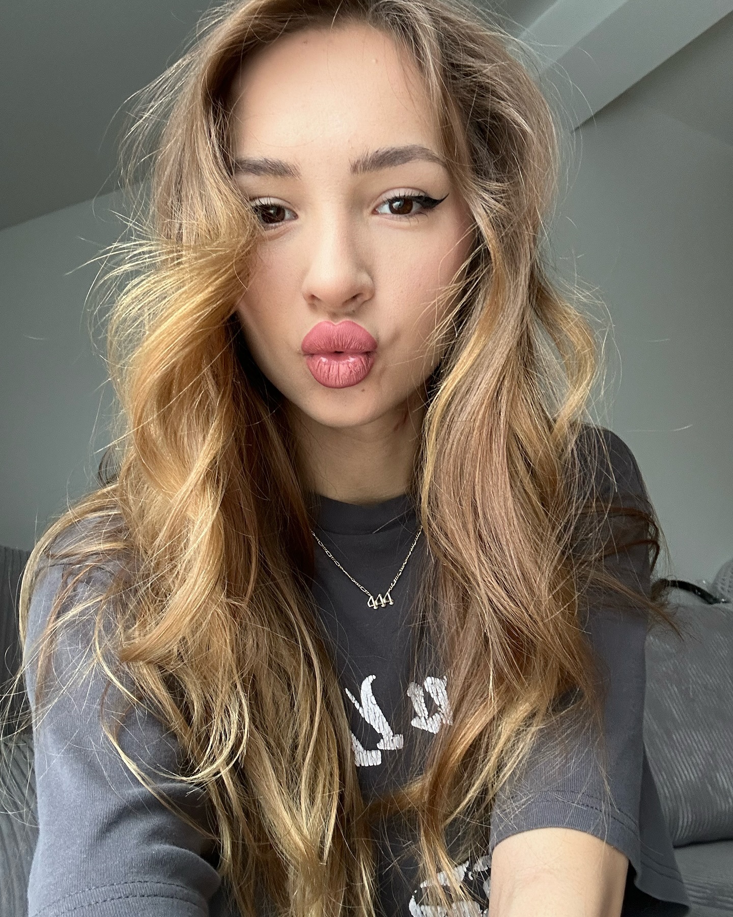 Mrs Honey beautiful nudes
