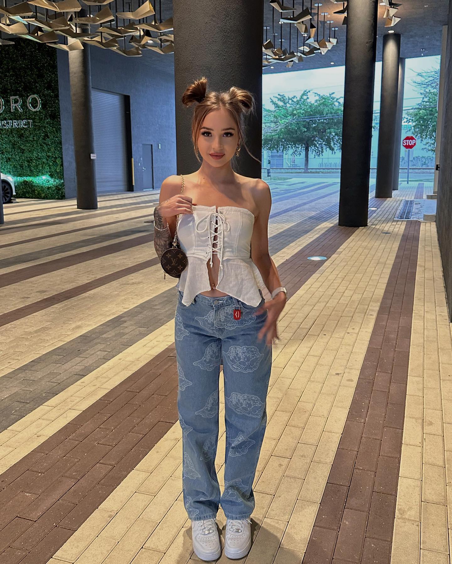Mrs Honey smiles sex scenes