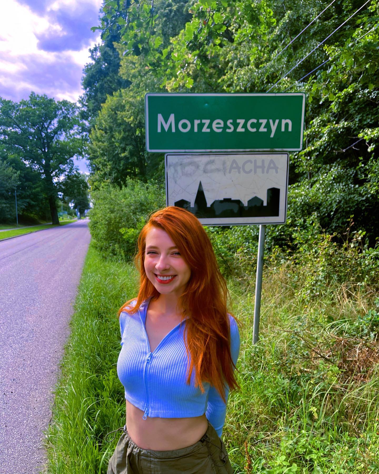 Nieuczesana beautiful hot
