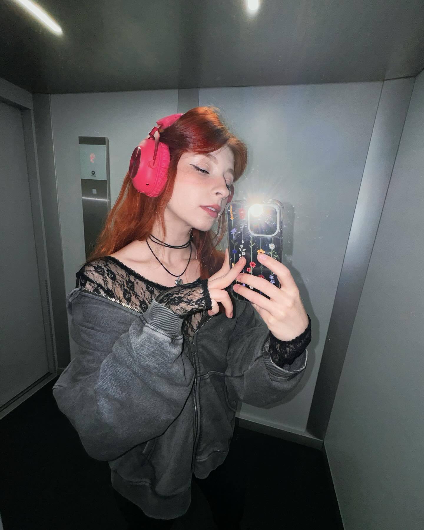 Nieuczesana beautiful xxx photo