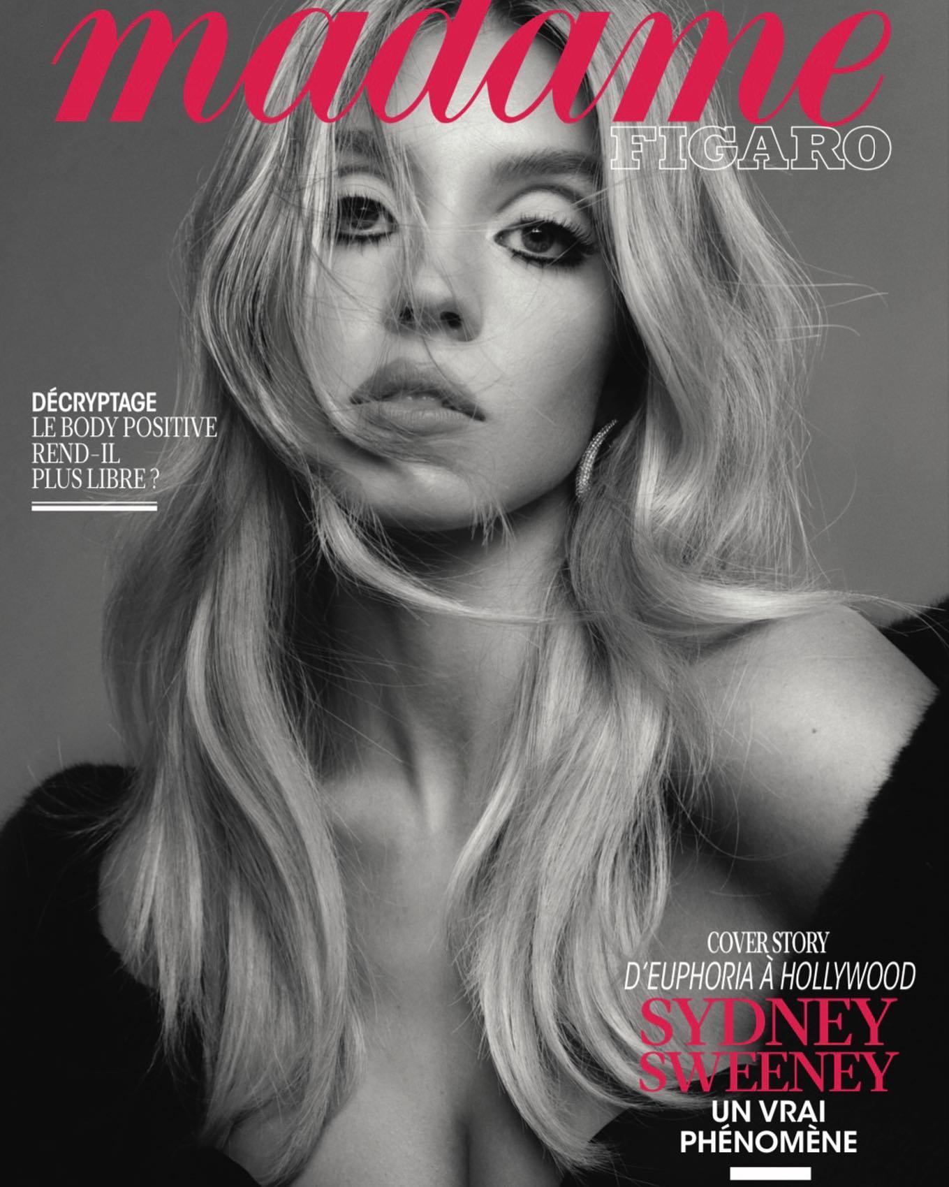 Sydney Sweeney poses hot images