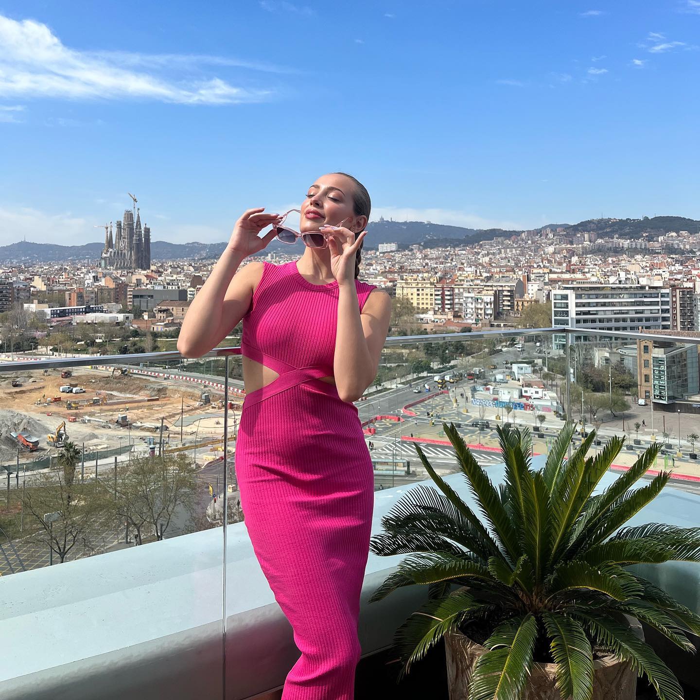 Wiktoria Gąsiewska looks naked