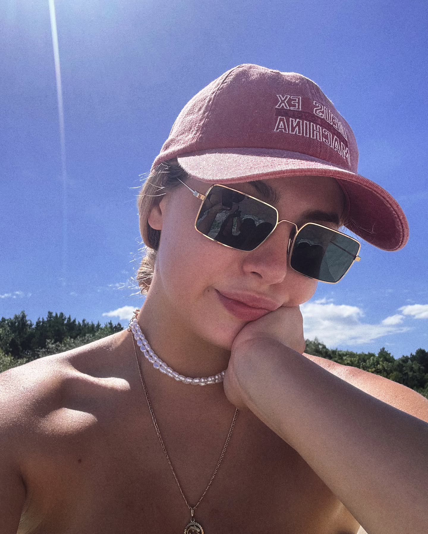 Wiktoria Gąsiewska modeling nude pics