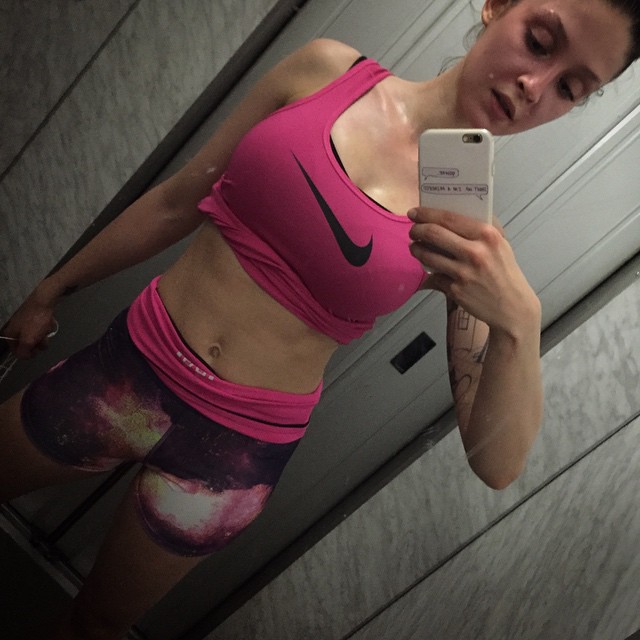 Anna Matysiak poses sex