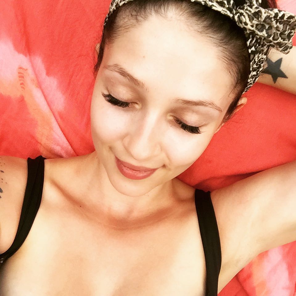 Anna Matysiak smiles ass