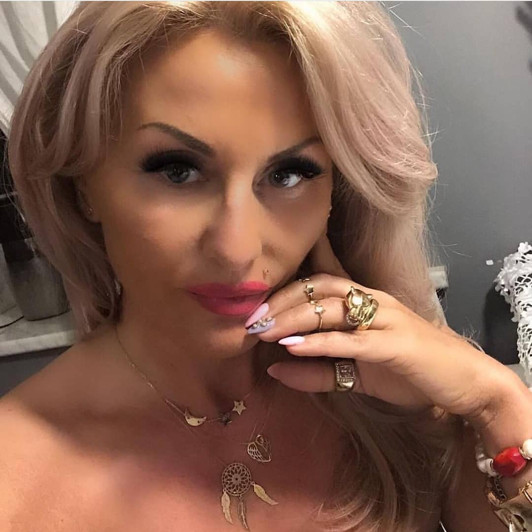 Dagmara Kaźmierska poses sex scenes
