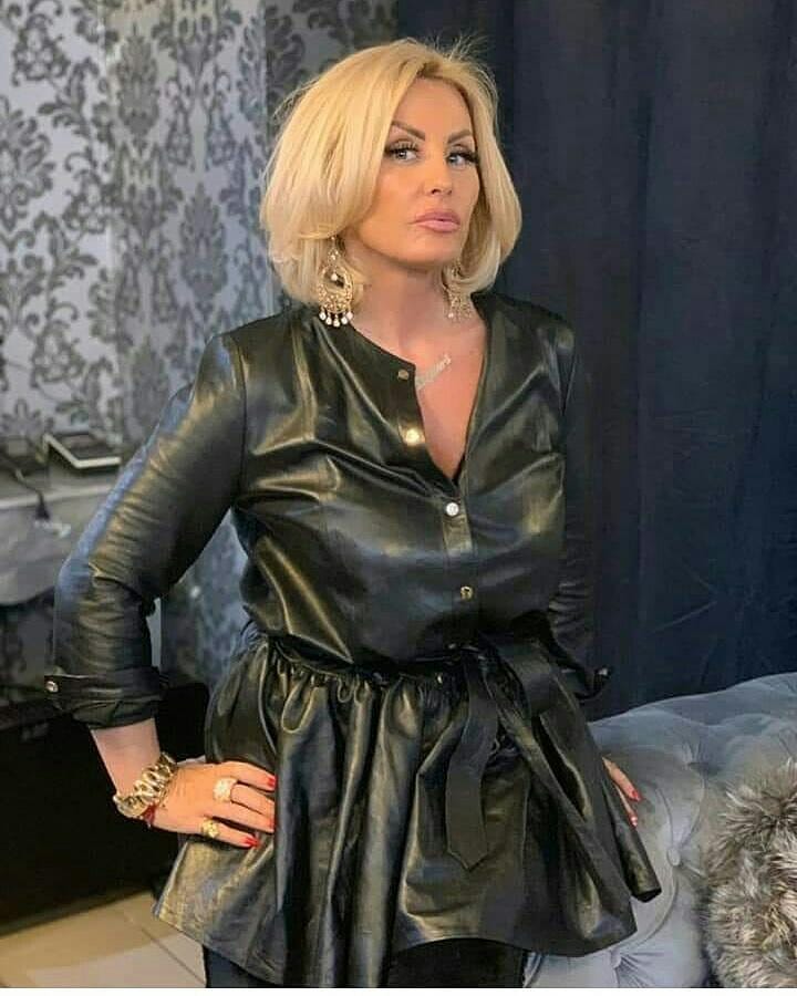 Dagmara Kaźmierska smiles sex scenes