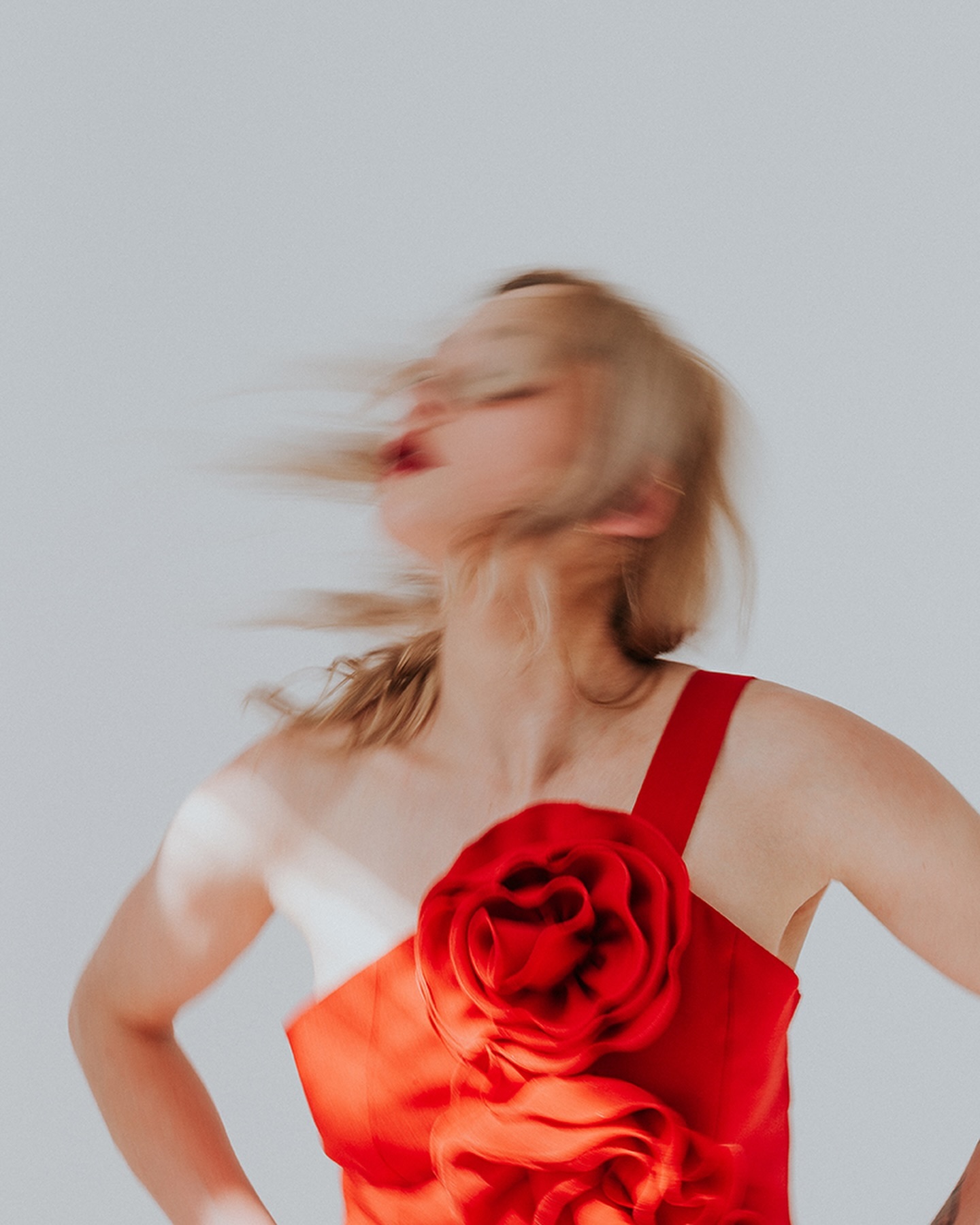 Dominika Skoczylas depicts fire nude