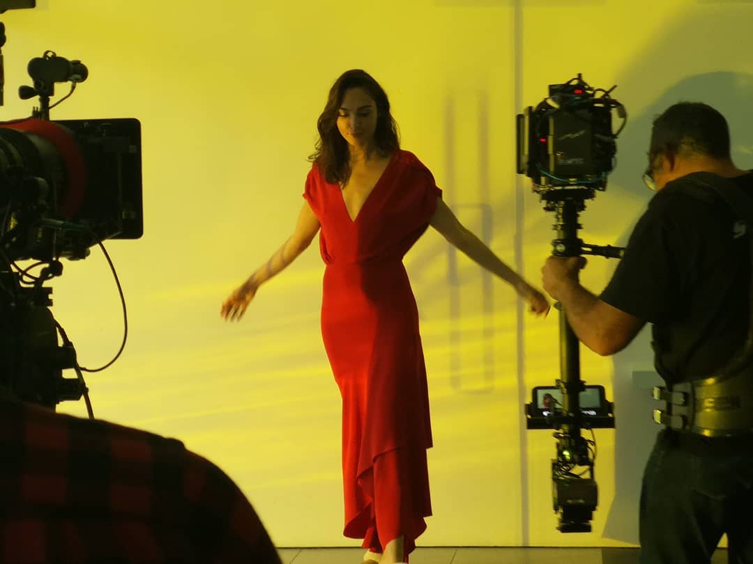 Gal Gadot modeling porn
