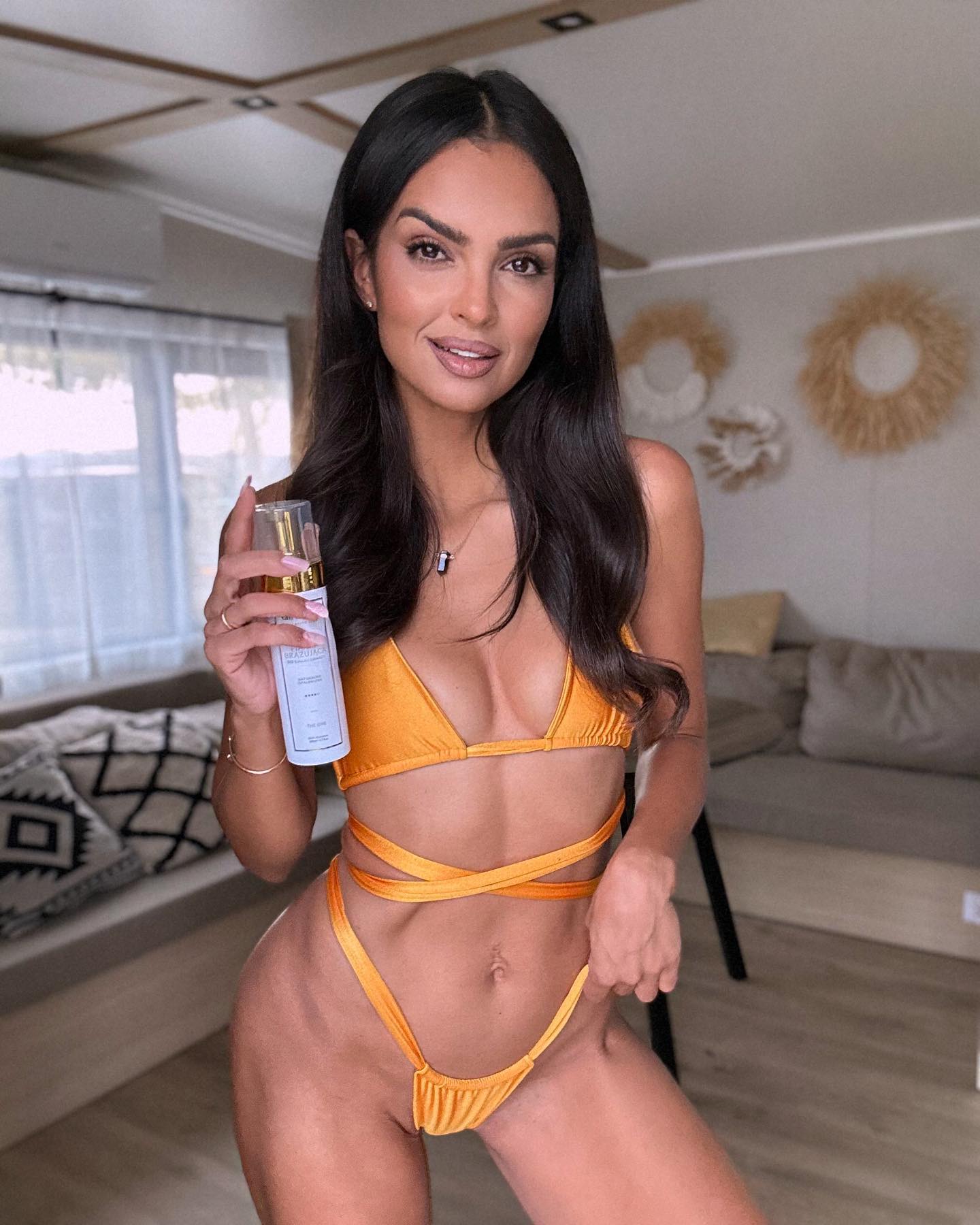 Klaudia Eel Dursi beautiful porn