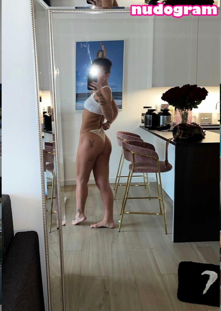 Marta Linkiewicz beautiful nude pics