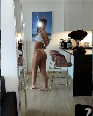 Marta Linkiewicz poses bikini