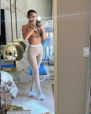 Marta Linkiewicz poses porn