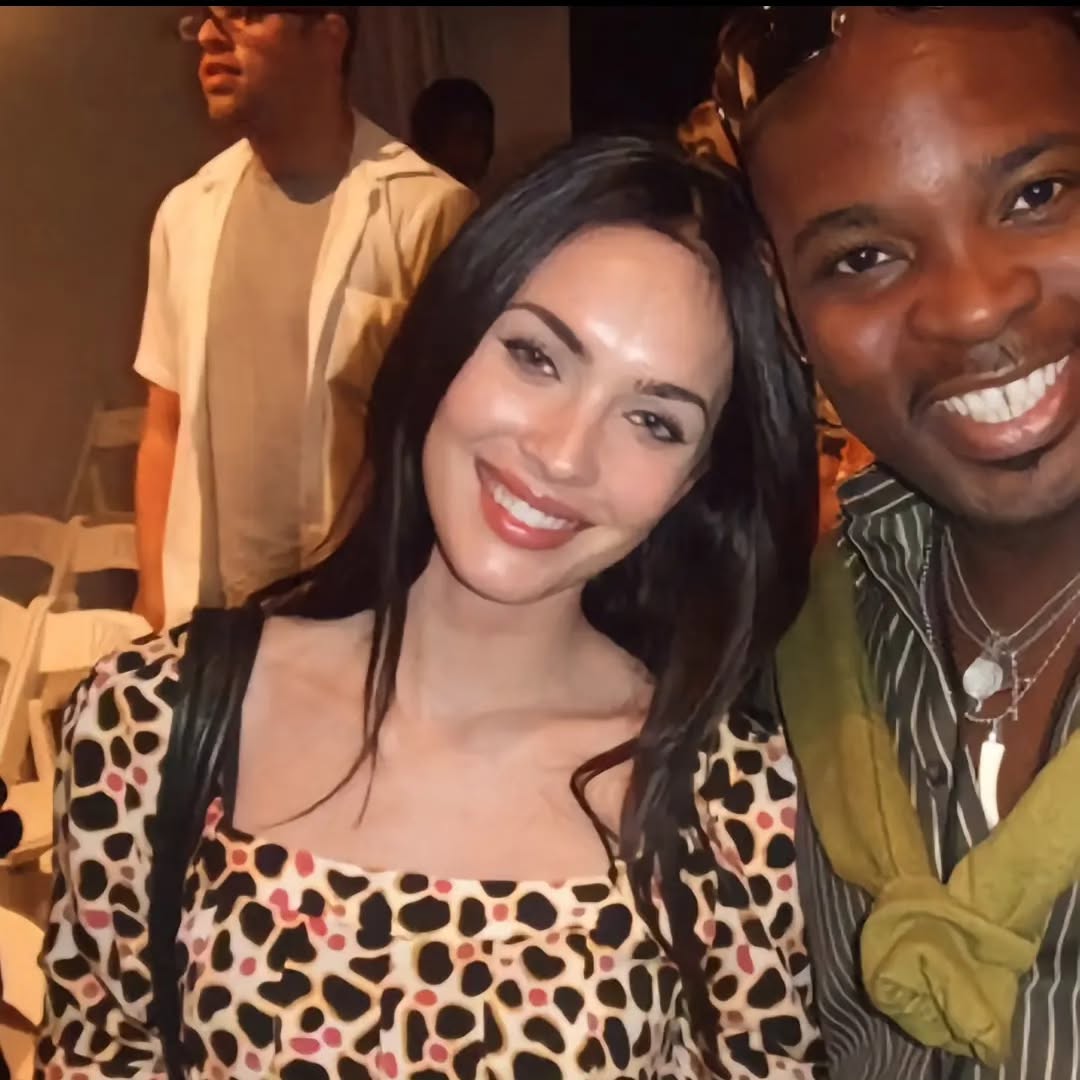 Megan Foxseks beautiful boobs