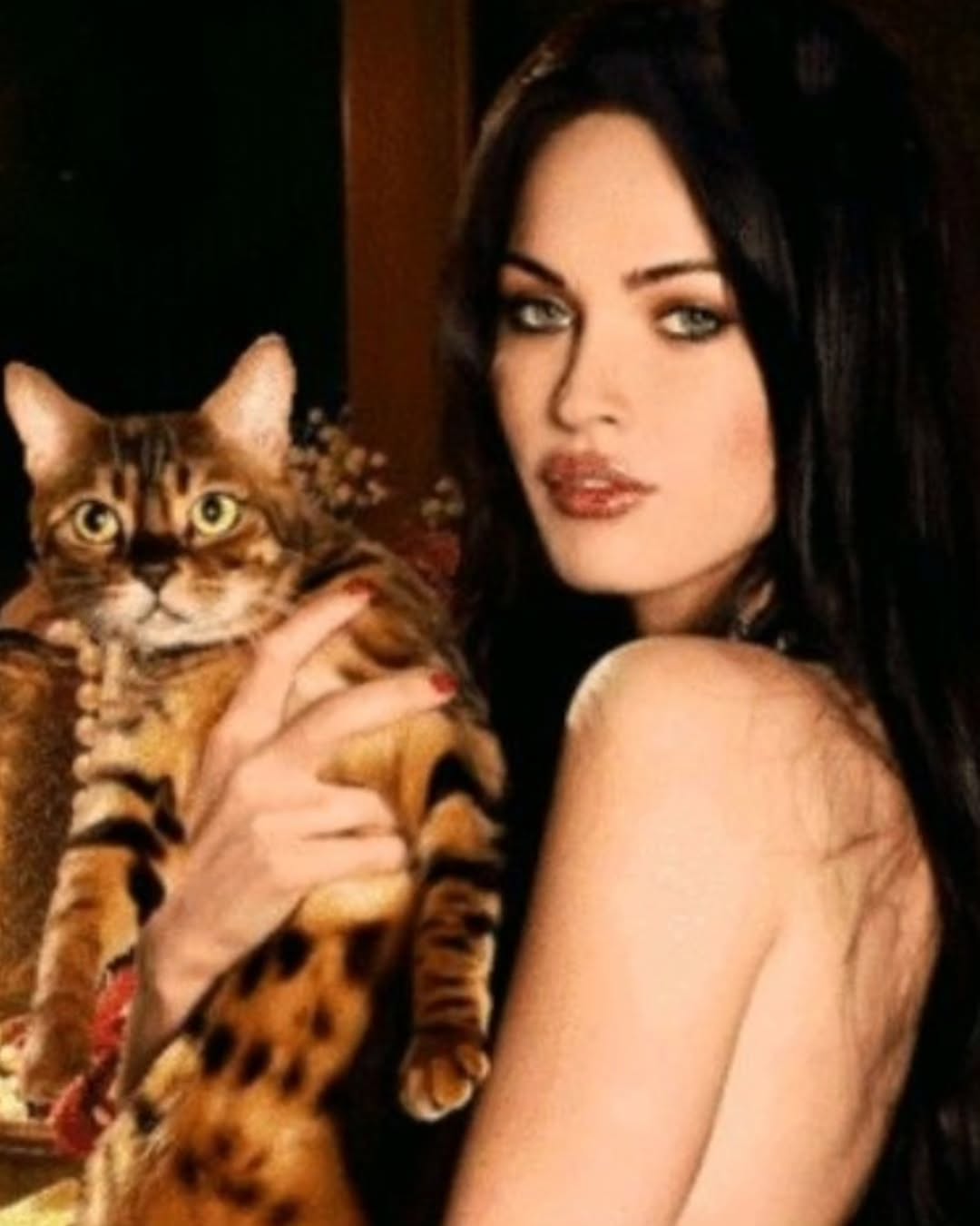 Megan Foxseks depicts fire sex scenes