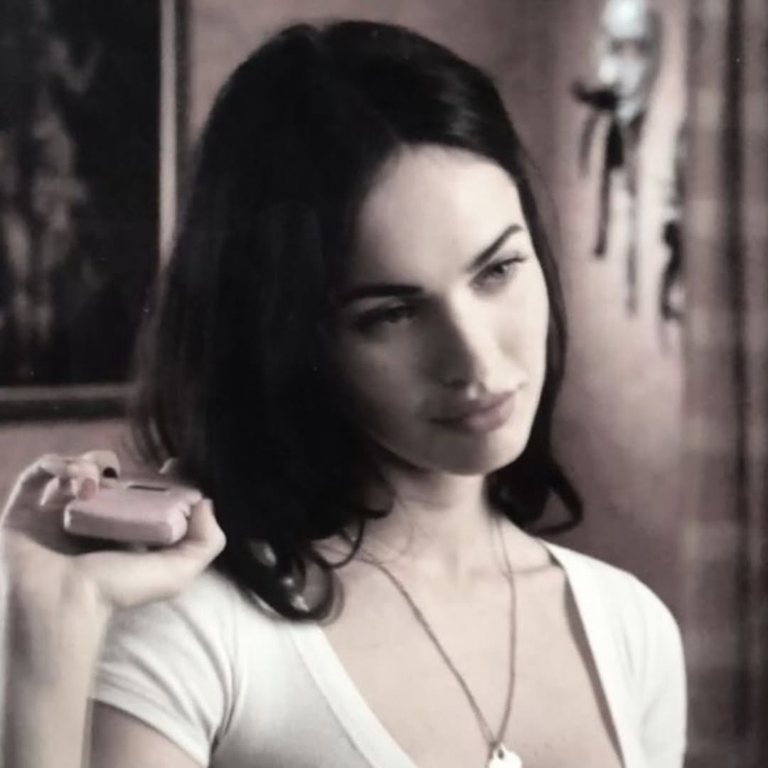 Megan Foxseks looks sex scenes