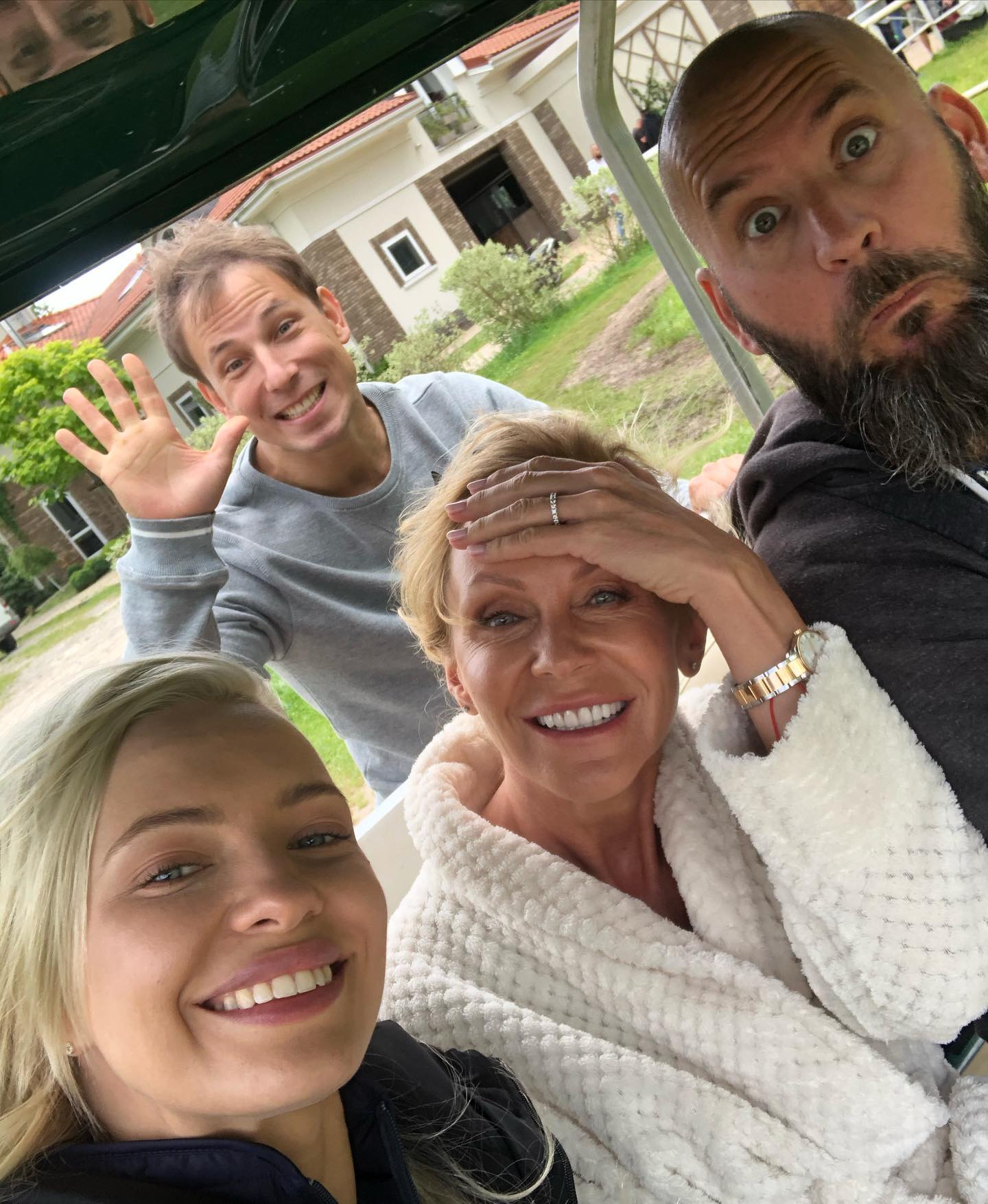 Paulina Gałązka looks naked