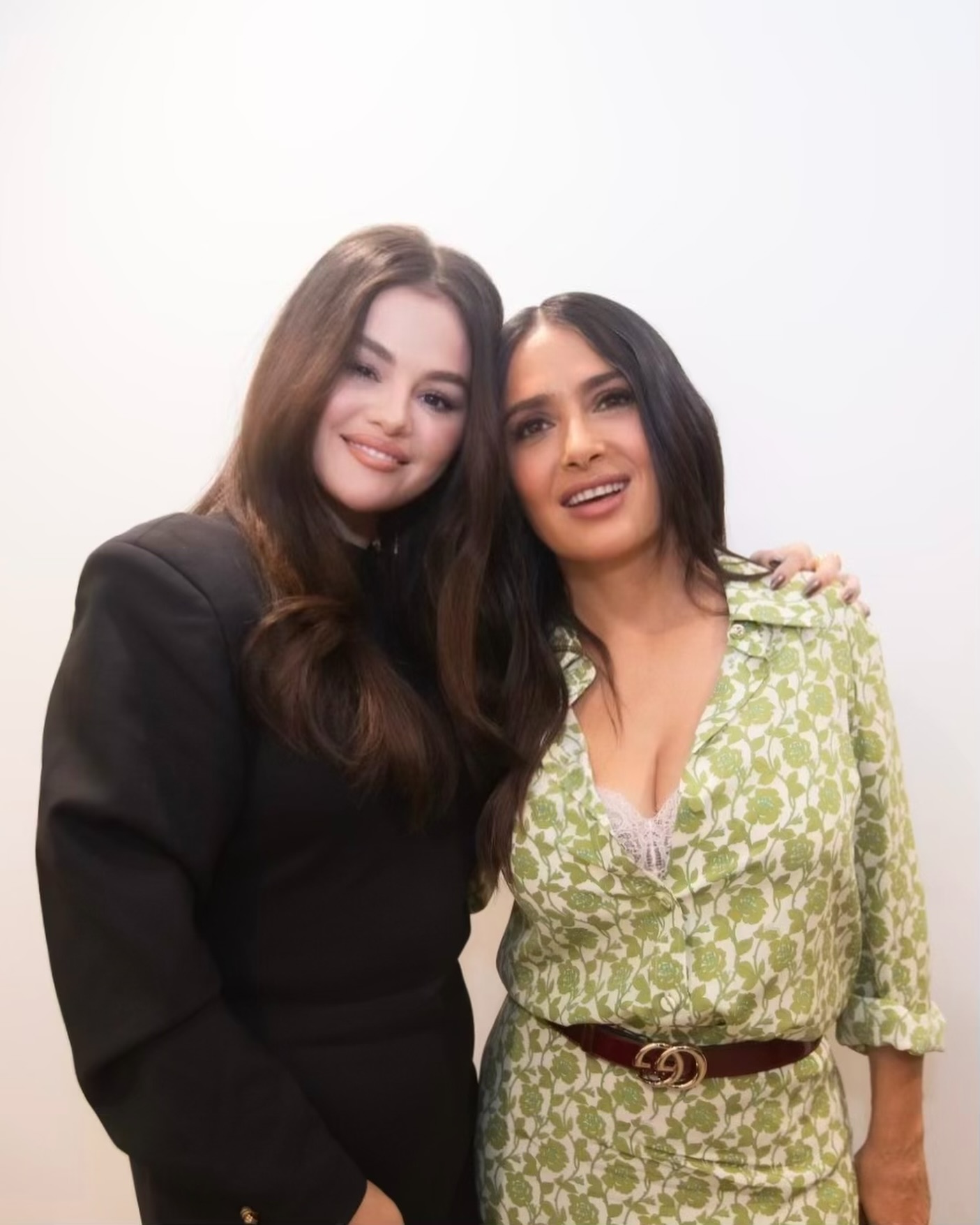 Salma Hayek ardent naked