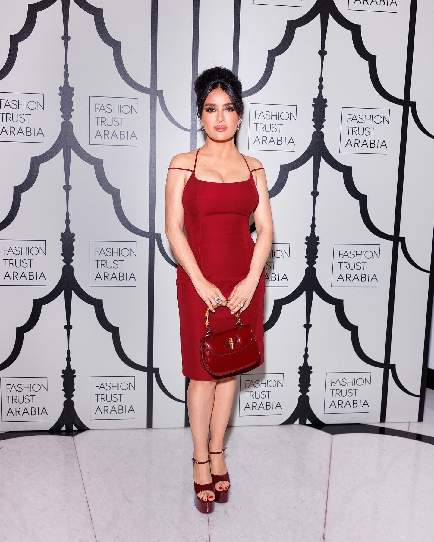 Salma Hayek looks hot xxx