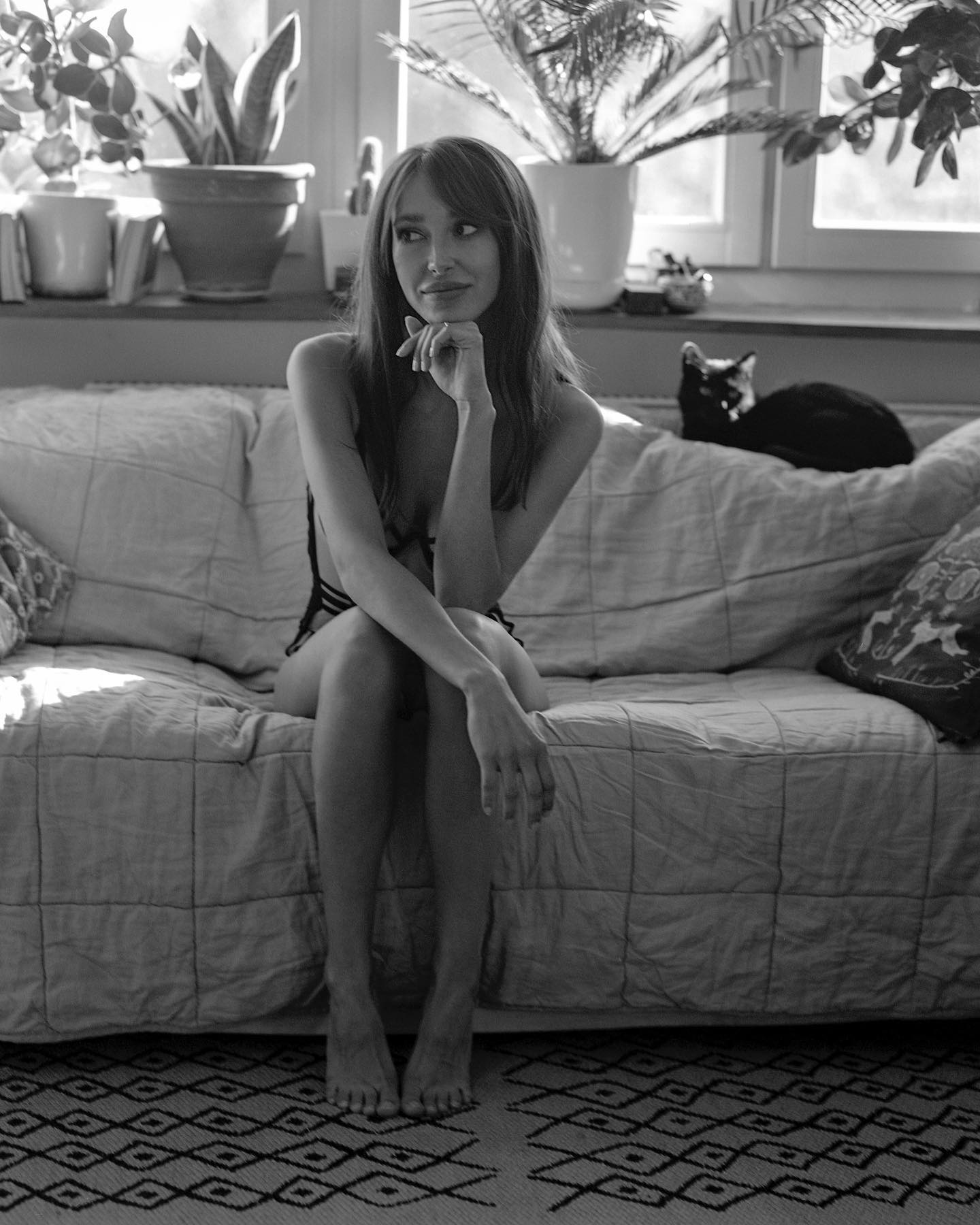 Samuela Torkowska poses xxx sex