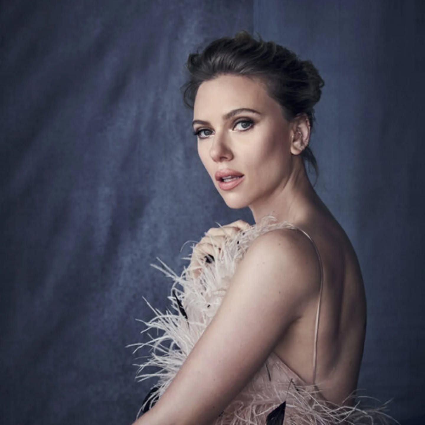 Scarlett Johansson ardent sex scenes