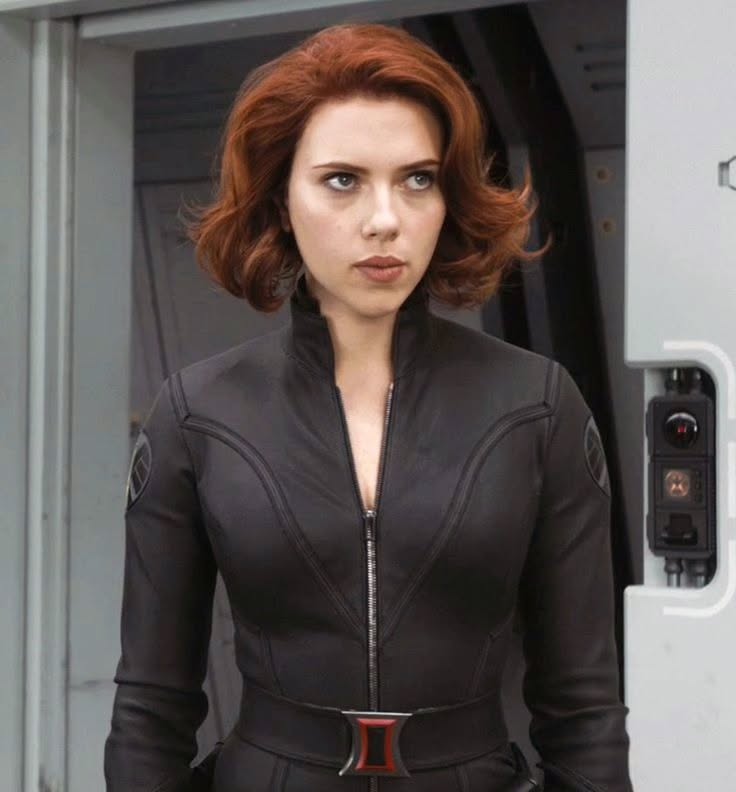 Scarlett Johansson looks sexy