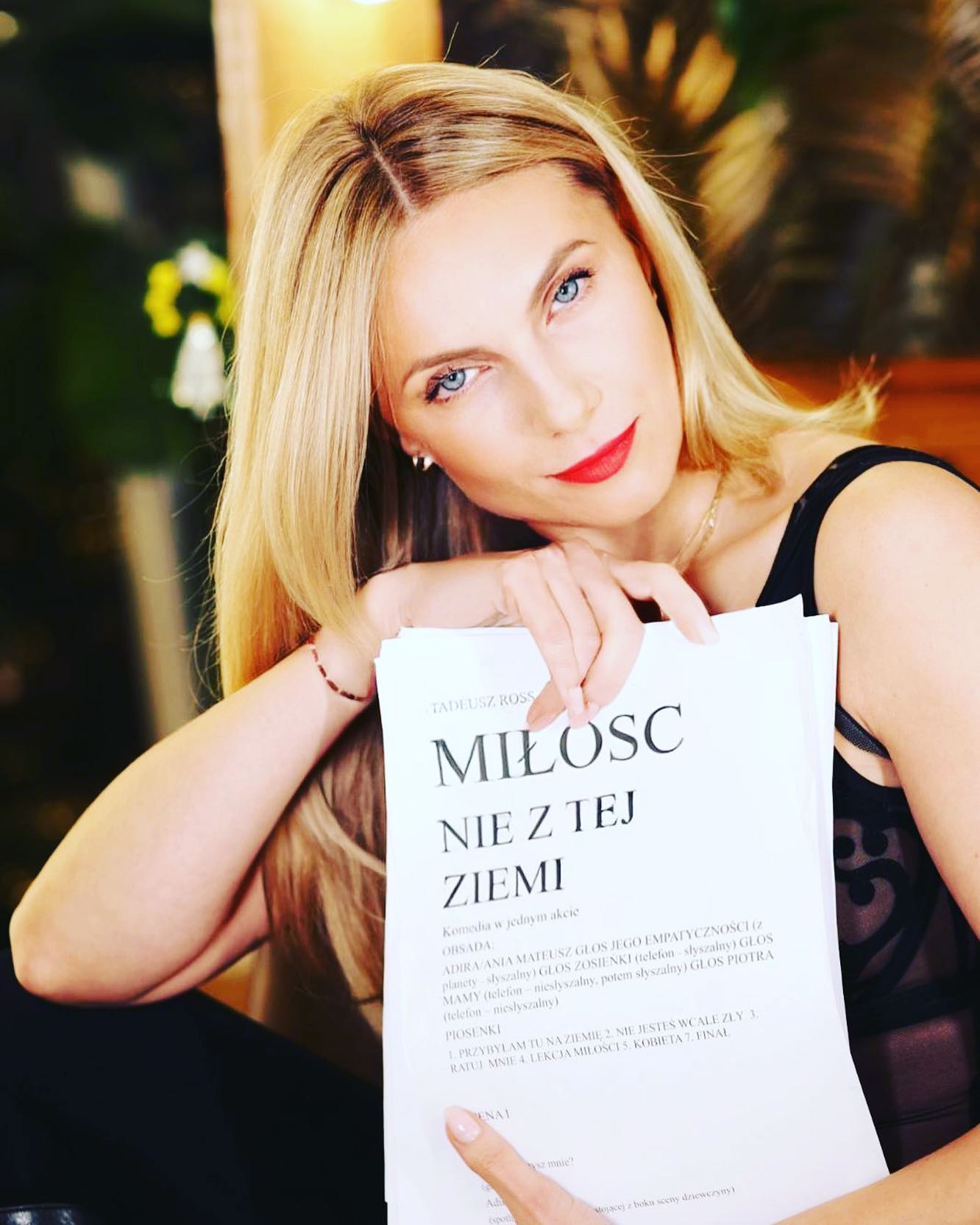 Sylwia Gliwa poses boobs