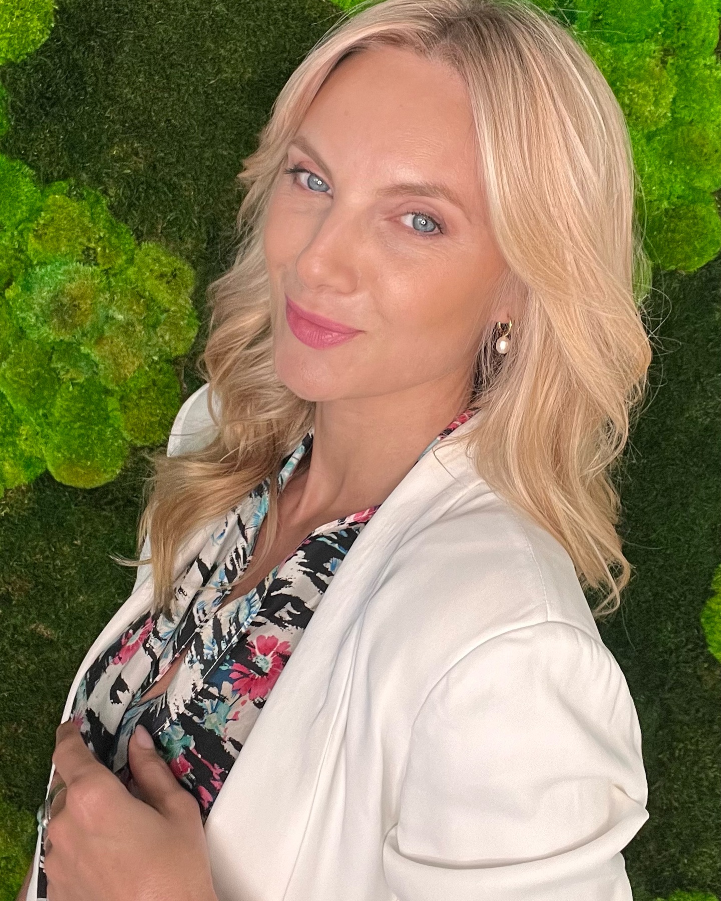 Sylwia Gliwa smiles xxx porn